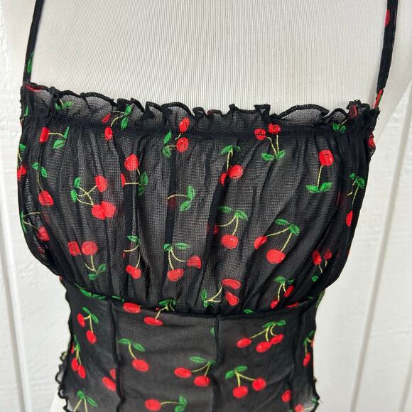 Women’s Sleeveless Mesh Sheer Cami Tank Top Black Grunge Goth Size Small-Medium - Picture 3 of 4